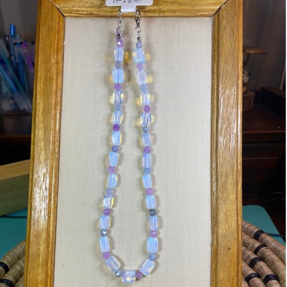 New, Opalite and Lavender Agate, 17" with 2.5" Extender, Silver Plated Clasp - Picture 1 of 1